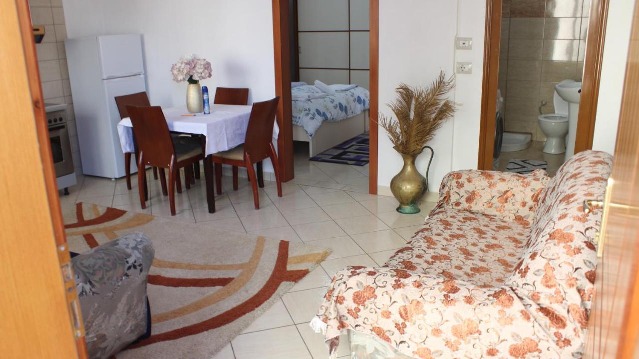 Bledi'S Cozy Apartment In New Blvd Тирана Екстер'єр фото